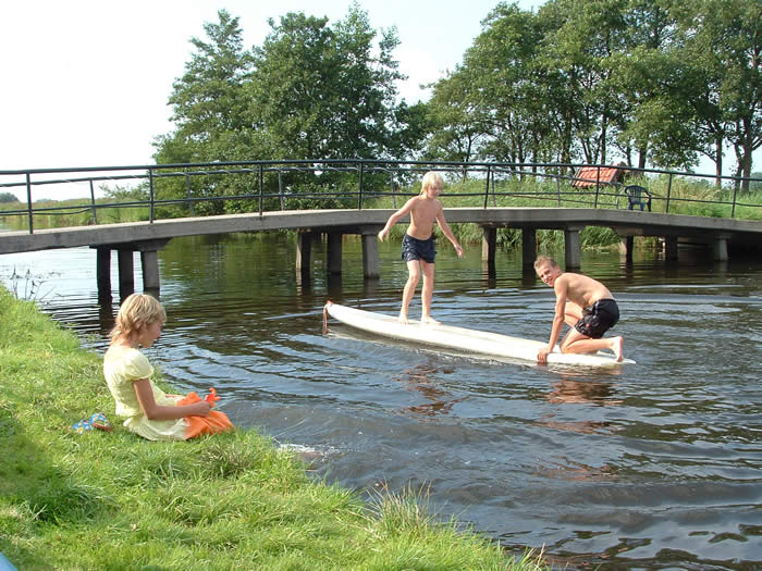 Minicamping oánt kanael in Friesland